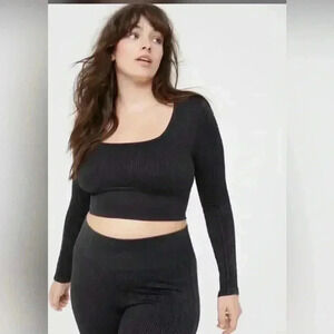 Aerie Offline Cropped Tee Scooped Neck Ribbed Seamless Black NWT Size Large